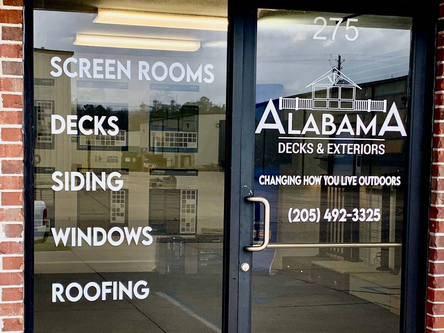 Showroom - Alabama Decks & Exteriors - Decks - Siding - Screenroom - 01_crop43